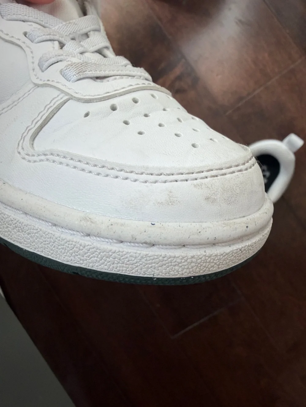 Nike White and Dark Green Kids Low-Top Sneakers - Picture 4 of 7